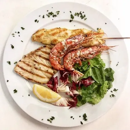 فندق Sirena 3*