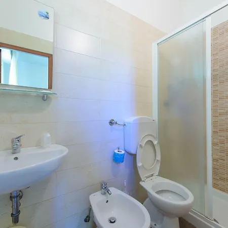 Sirena Hotell 3*